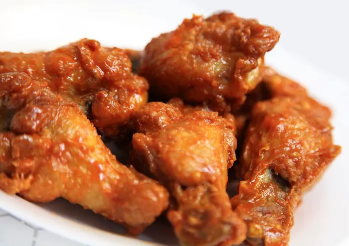 Atomic Wings Picture 1