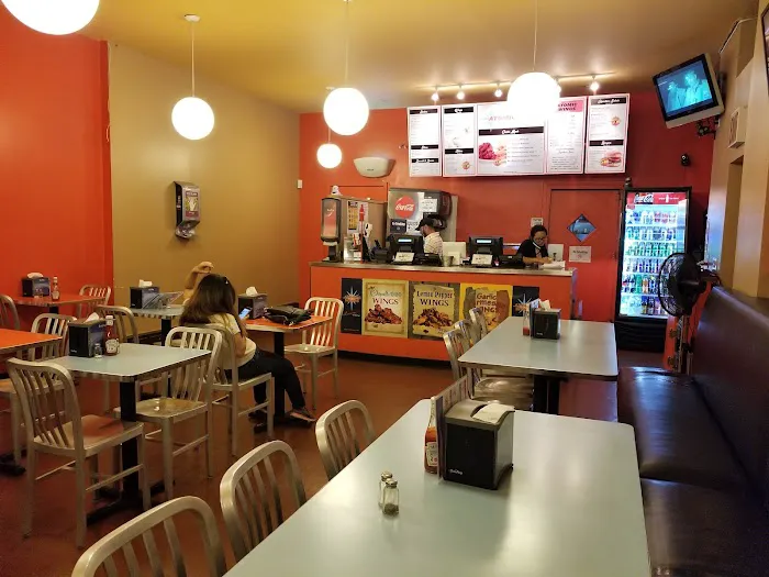 Atomic Wings Picture 2