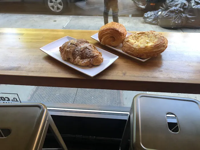 PABADE CAFE AND BAKERY Picture 6