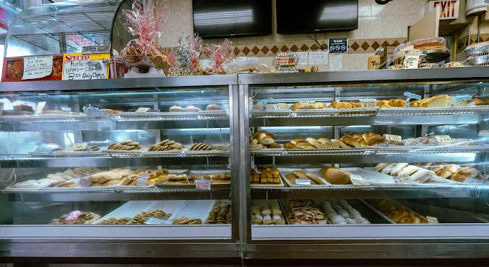 Bolivar Bakery Picture 3