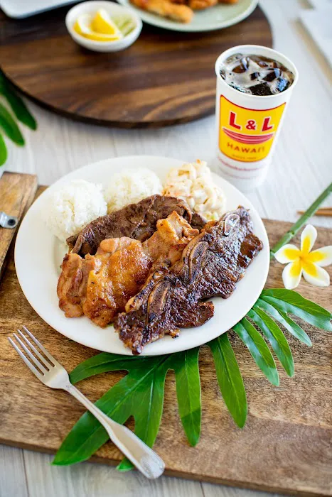 L&L Hawaiian Barbecue Picture 1