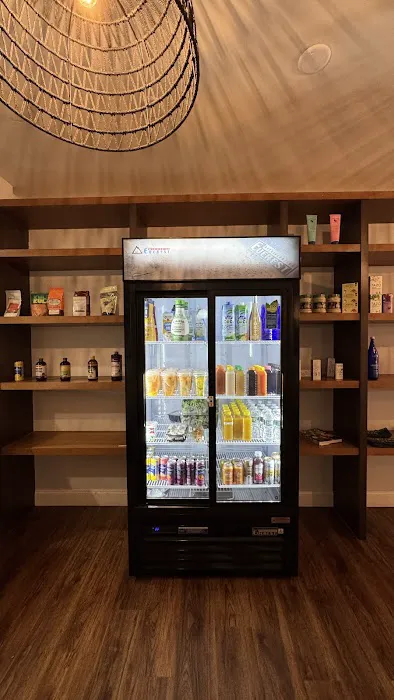 Luxury Greens Juice Bar Picture 1