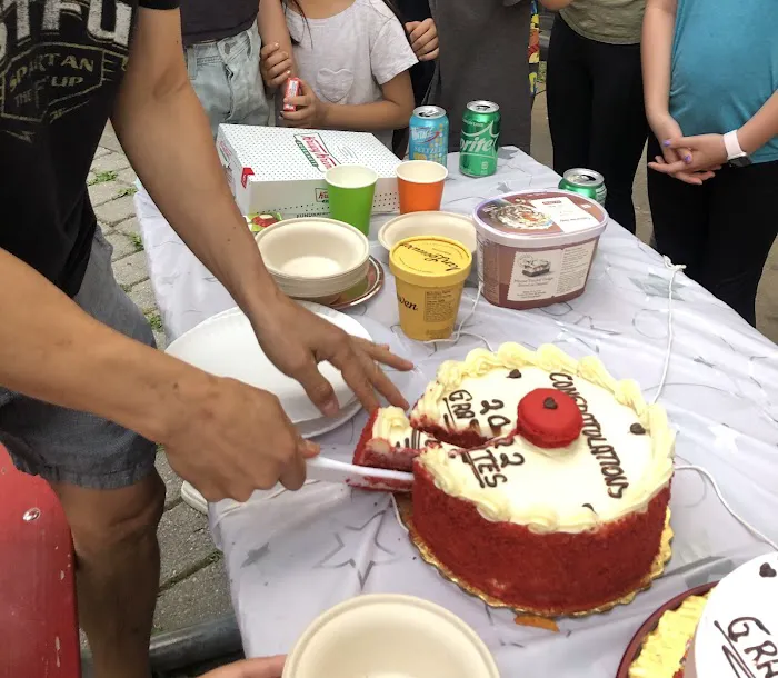 Brother’s Bakery Cafe Picture 5