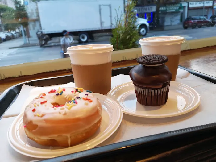 Brother’s Bakery Cafe Picture 3