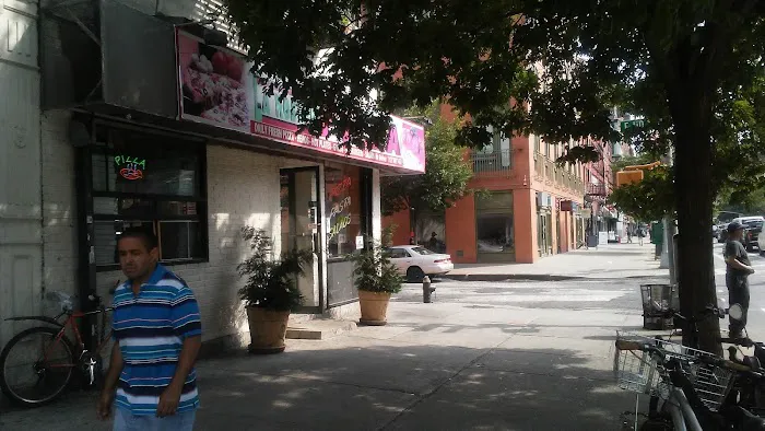La Nostra Pizzeria Picture 9