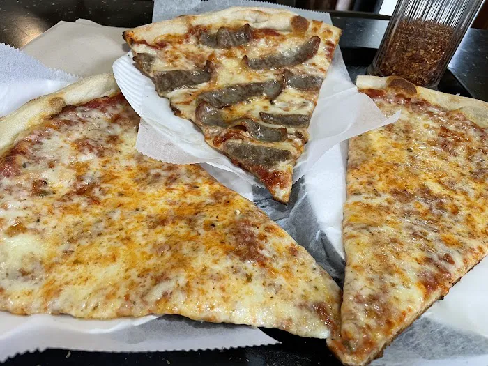 La Nostra Pizzeria Picture 8
