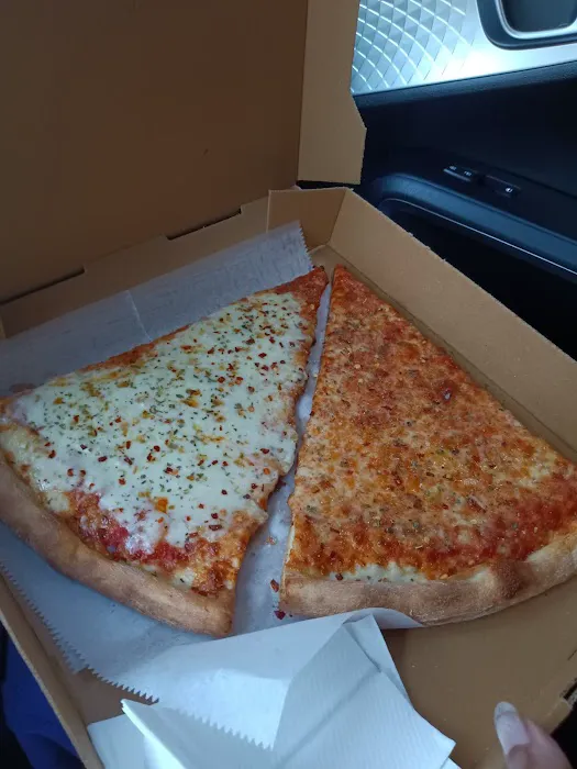 La Nostra Pizzeria Picture 1