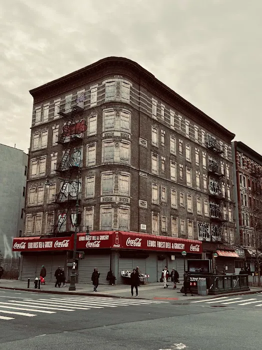 Deli & Grocery Picture 2