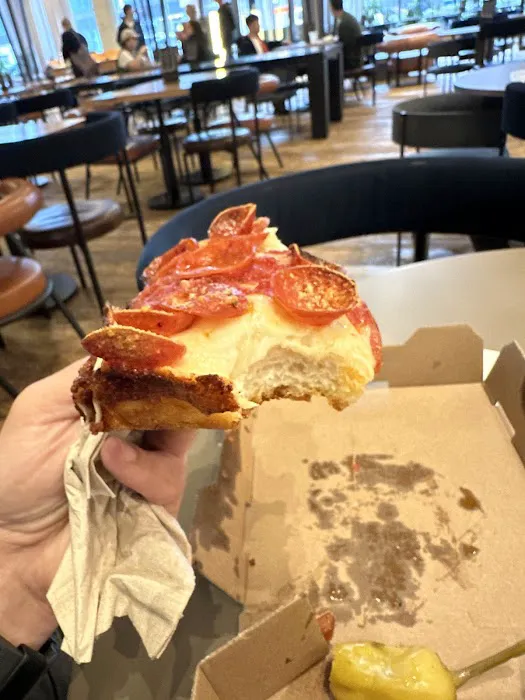Ace's Pizza LIC Picture 7