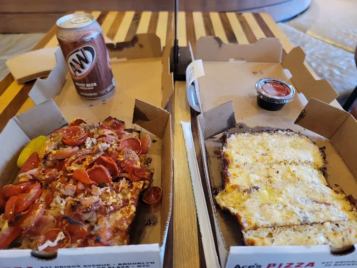 Ace's Pizza LIC Picture 9