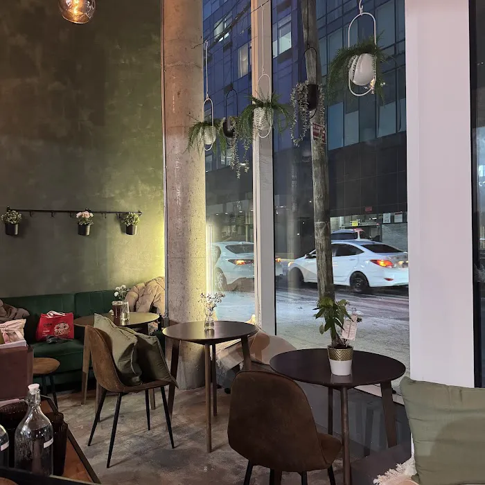 Morning Brunch & Cafe Picture 6