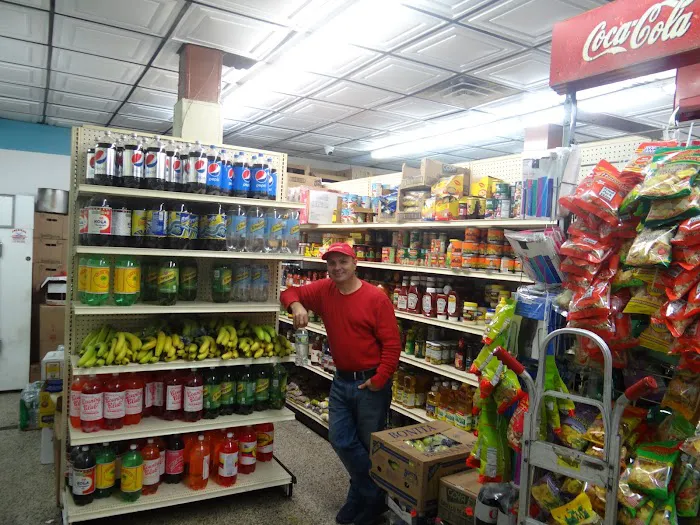 L.I.C. Deli & Grocery Picture 5