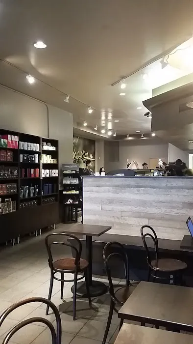 Starbucks Picture 1