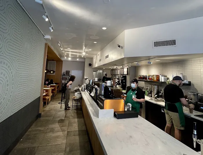 Starbucks Picture 3