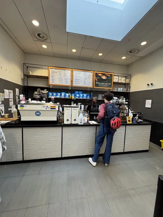 Joe Coffee Company: Pulitzer Picture 4