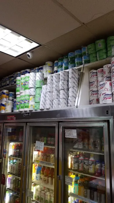 2154 3 Sisters Grocery And Deli Inc. Picture 5
