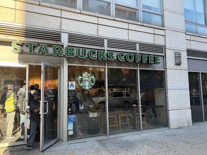 Starbucks Picture 3