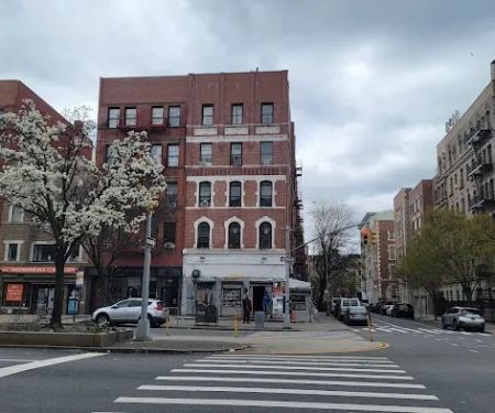 Twins Deli & Grocery Nyc