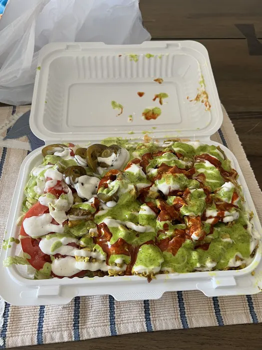Palomino Halal Food Picture 4