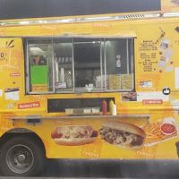 Mo's Famous Burgers ico