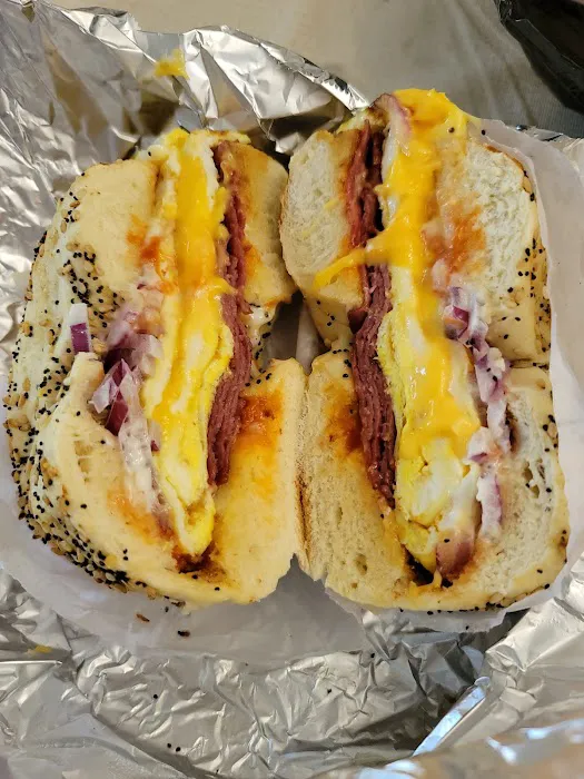 101 Lenox Gourmet Deli Corp. Picture 7
