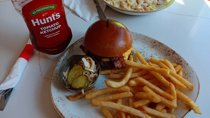 Monte Carlo Diner Picture 1