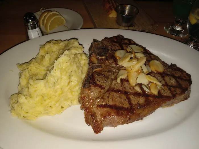 Ricardo Steakhouse Picture 4