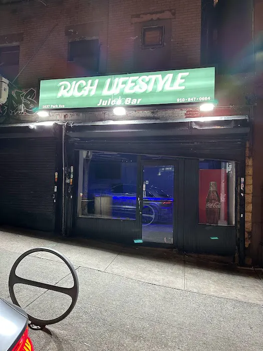 Rich Lifestyle Juice Bar Picture 6
