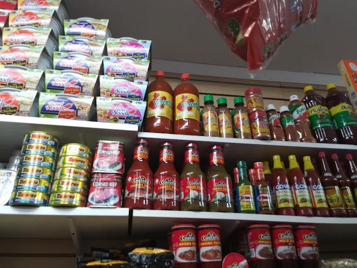 Vaquero Deli Grocery Picture 1