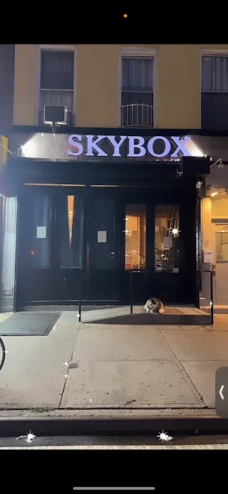 SkyBox Sports Bar Picture 6