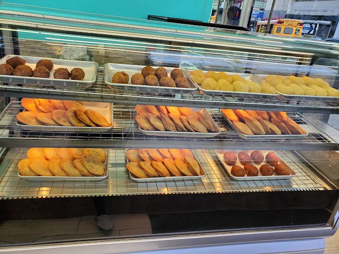 BB Juice Bar Empanadas Picture 8