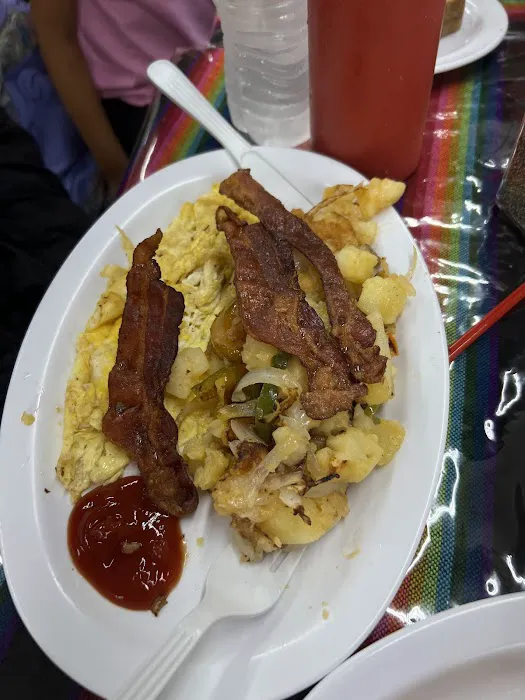 Eddie's Deli & Taqueria Picture 10