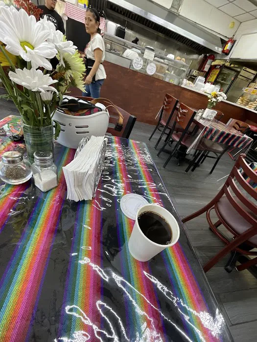 Eddie's Deli & Taqueria Picture 8