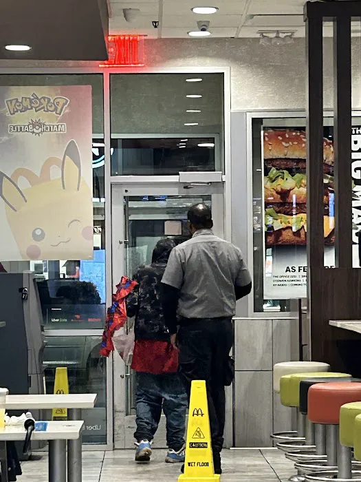 McDonald's Picture 2