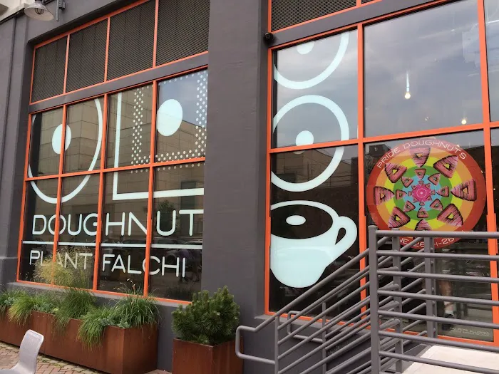 Doughnut Plant Picture 9