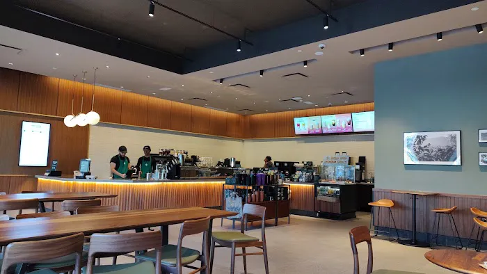Starbucks Picture 9