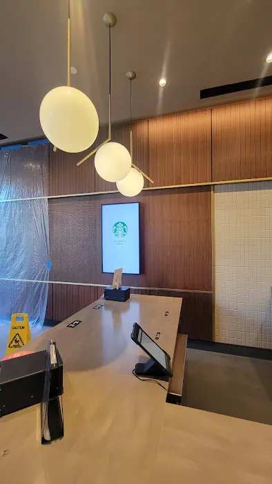 Starbucks Picture 1