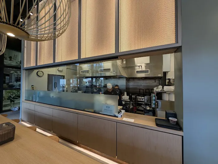 Silky Kitchen Picture 4