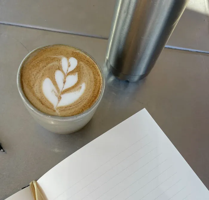 Little Flower Cafe Picture 5