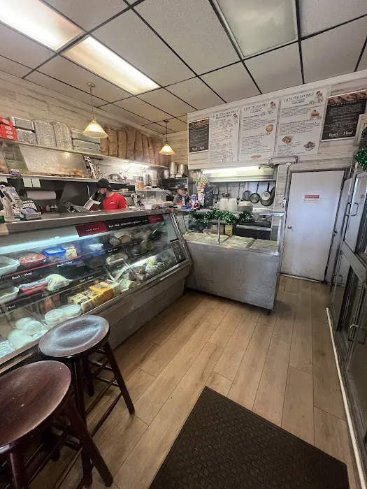 L & M Italian Deli And Catering Picture 8
