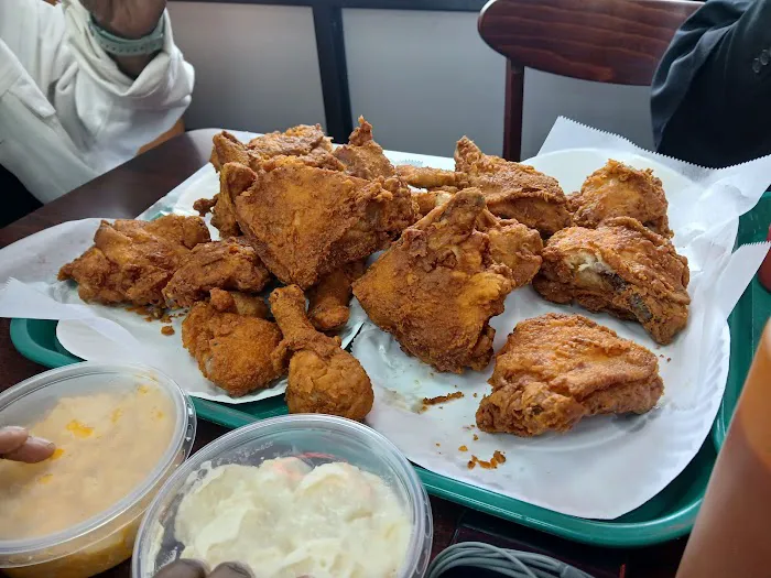 Palace Fried Chicken Picture 6