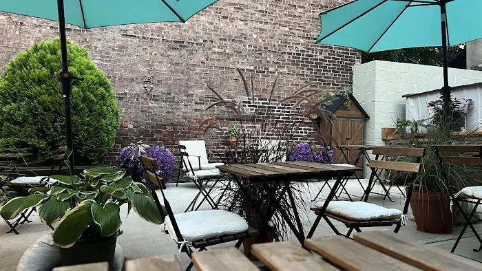 Cafe 9 Picture 8
