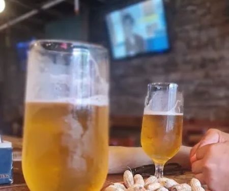 Mad Donkey Beer Bar & Grill