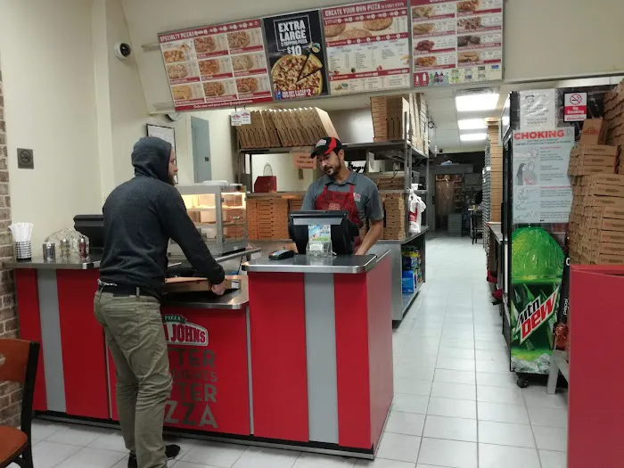 Papa Johns Pizza Picture 4