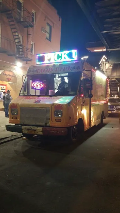 Tacos Pepes Truck Picture 2