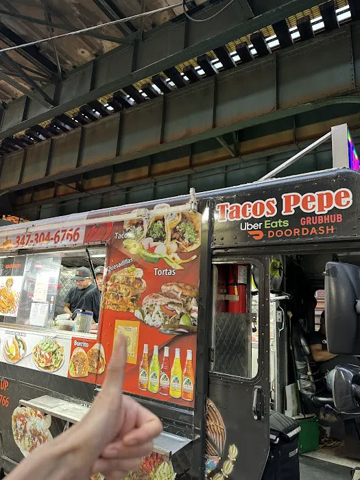 Tacos Pepes Truck Picture 3