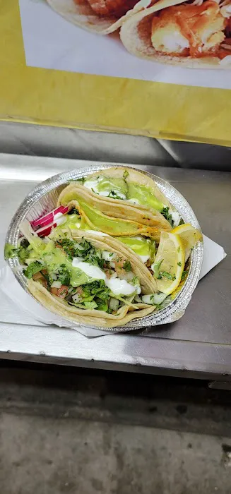 Tacos Pepes Truck Picture 5