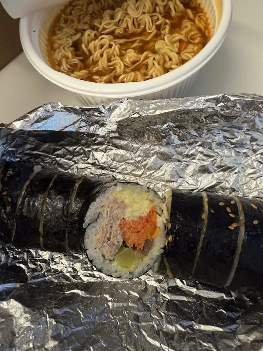 Roll Over Kimbap Picture 10