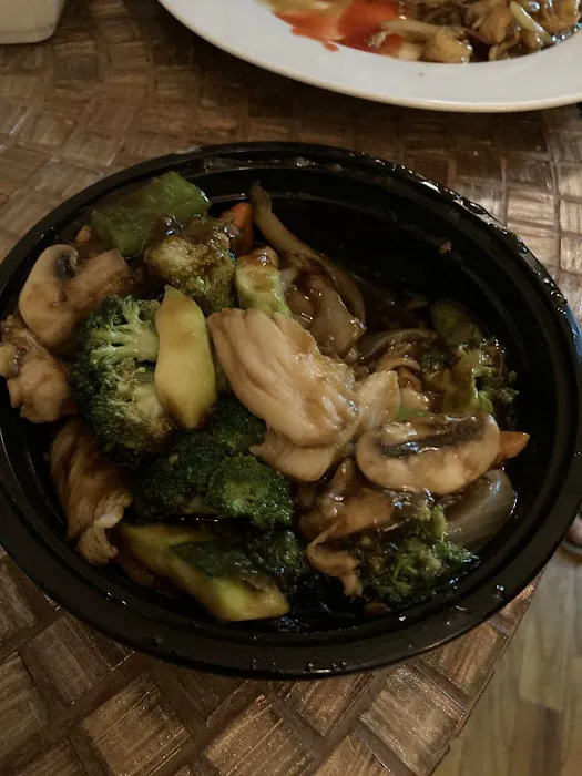 Golden Dragon Picture 6
