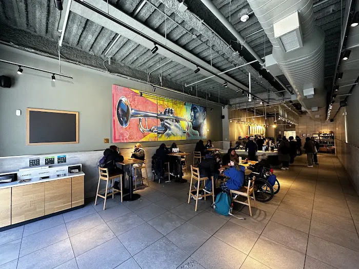 Starbucks Picture 10